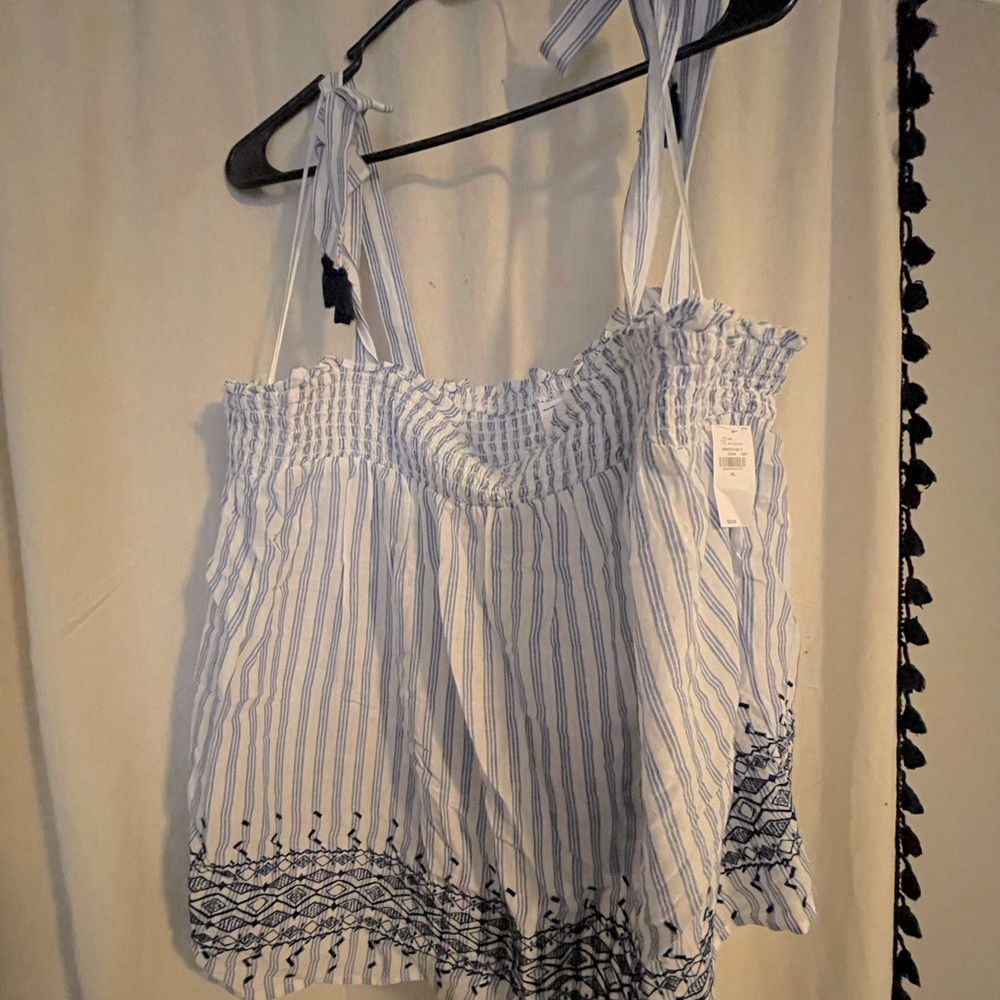 NWT XL Old Navy tank